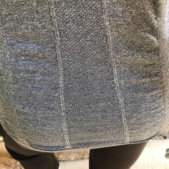 Athleta Racerback Gray Ruched Tank Top Women's Size Small - Picture 6 of 7